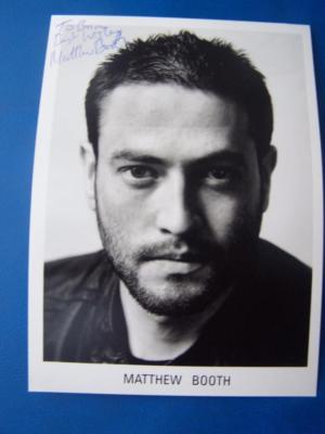 Matthew Booth - Autogramm 5 x 7 inch (Code 795)