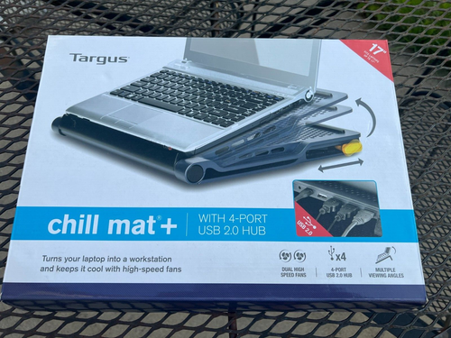 Targus Chill Mat+ Laptop Cooling System with 4-Port USB Hub Gray - open box - 第 1/4 張圖片