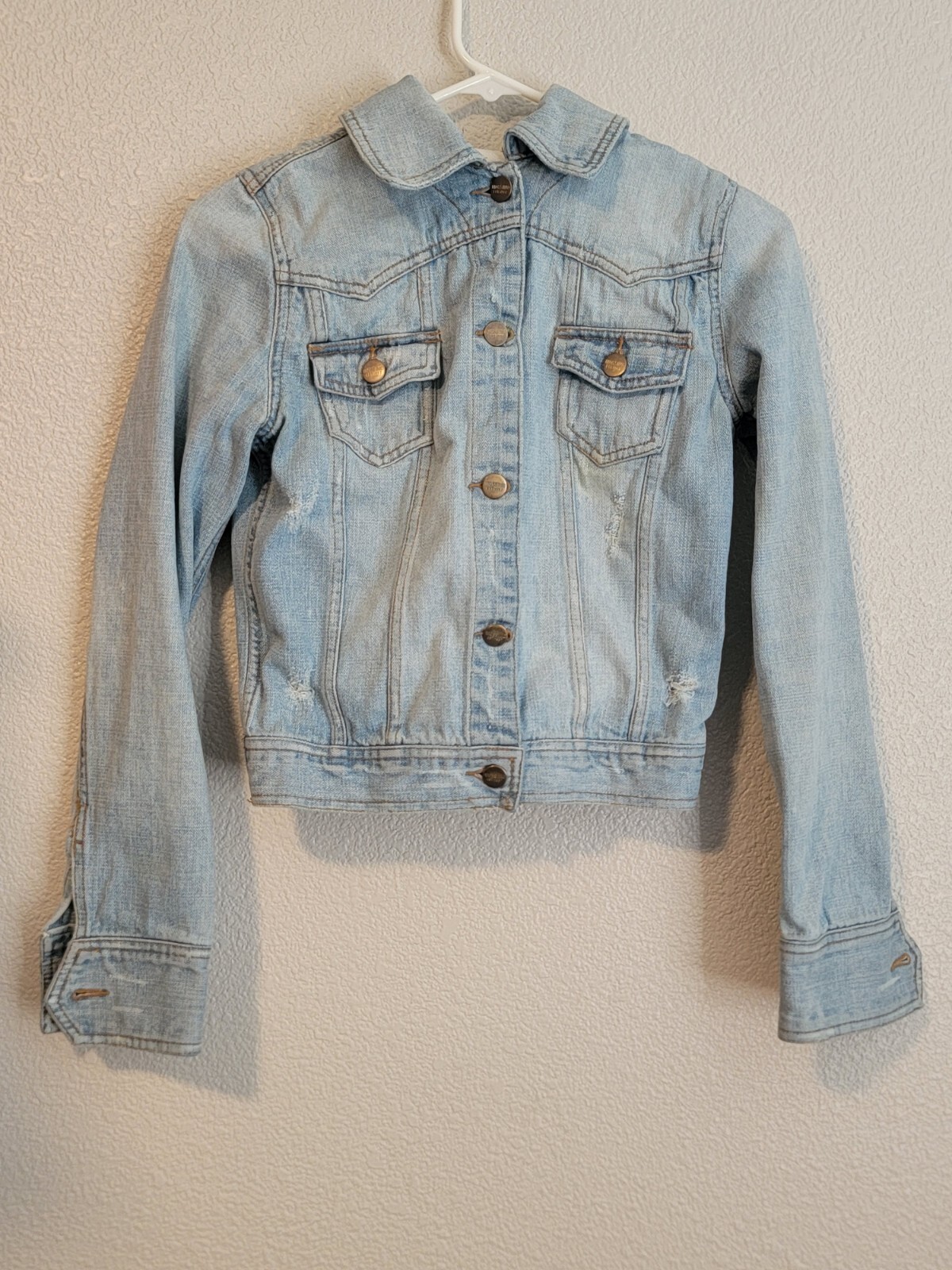 Picture 1 of 10