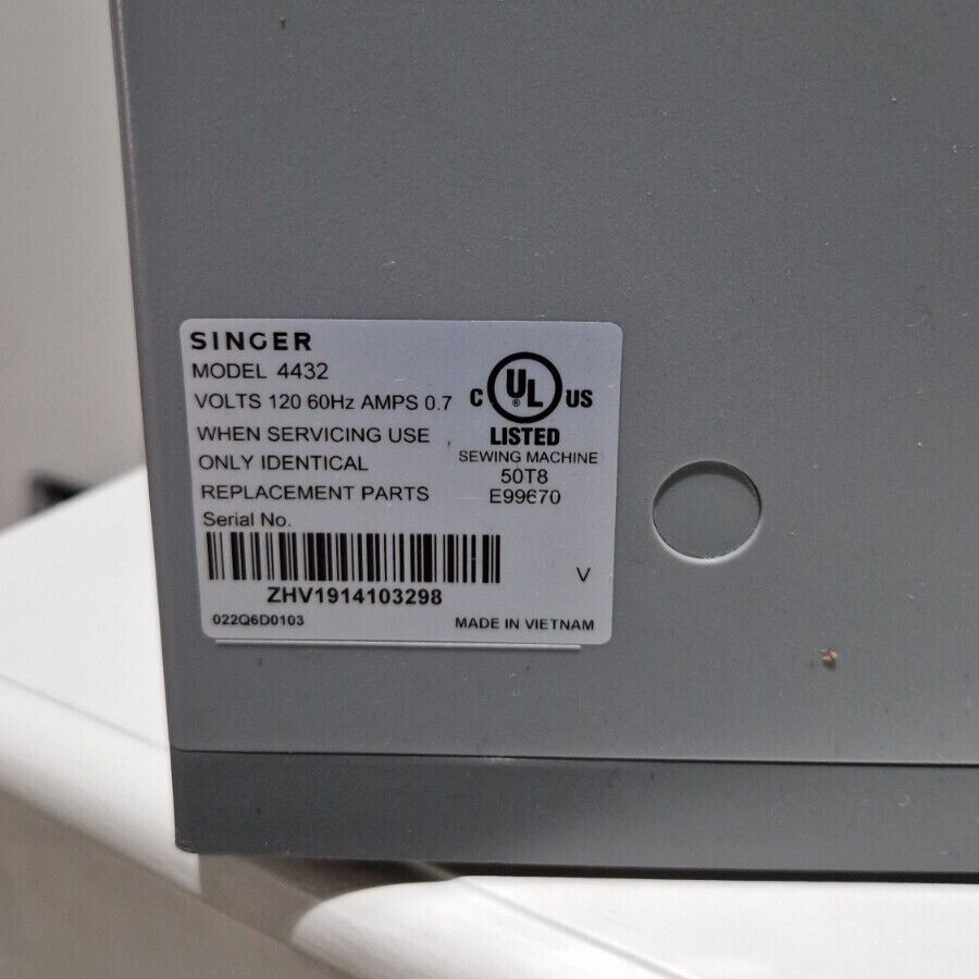 Singer 4432 Heavy Duty Sewing Machine Grey Used For Repair