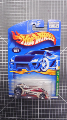 Hot Wheels 2001 Treasure Hunt Series Vulture  No. 7/12 #007 White Orange