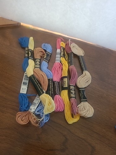 Lot Of 100 mixed DMC/ JP Coats/Iris Cotton Embroidery Floss (045) - Picture 13 of 17