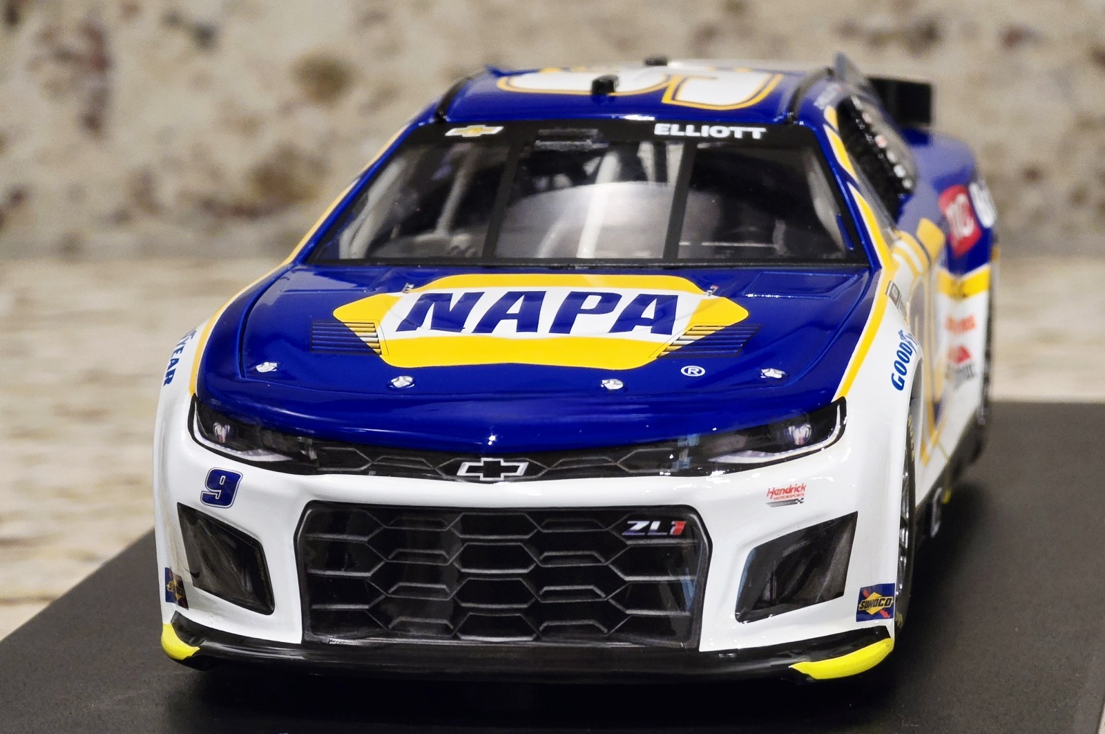 2022 #9 Chase Elliott NAPA Auto Brakleen Chevrolet Camaro ZL1 1:24 Diecast ARC