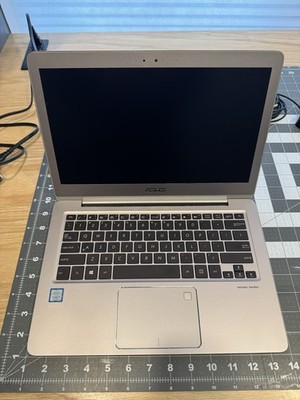 ASUS UX330UAK ZenBook   Intel i5 7200U 8GB RAM 256GB SSD Windows 10