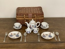 Vtg Reutter Porzellan Germany Dutch Girls Flowers Tea Set Picnic Basket Utensils