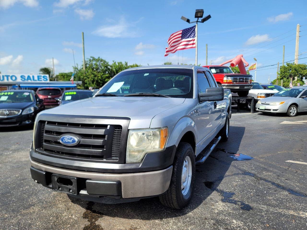 2012 Ford F-150 XL 4x2 4dr SuperCab Styleside 6.5 ft. SB