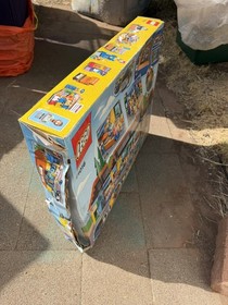 LEGO The Simpsons: The Kwik-E-Mart (71016)