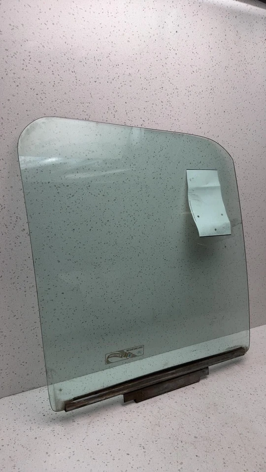 1975-1991 Ford FORD VAN E150 Right Front Door Glass/window — 第 2/4 张图片