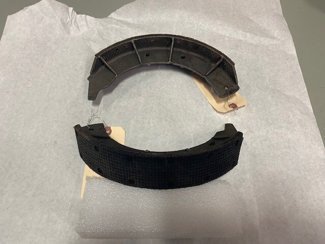 Aston Martin DB2/MKIII front brake shoes (set of 2) used