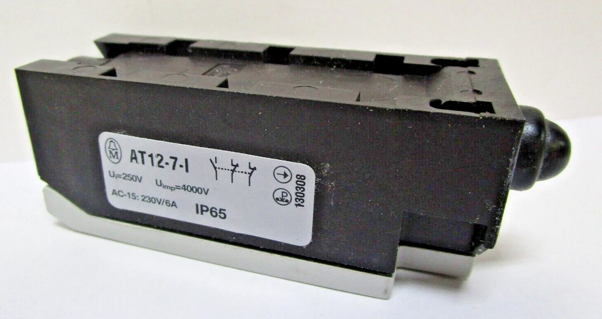 MOELLER AT12-7-I LIMIT SWITCH, NARROW BODY, MOUNTABLE