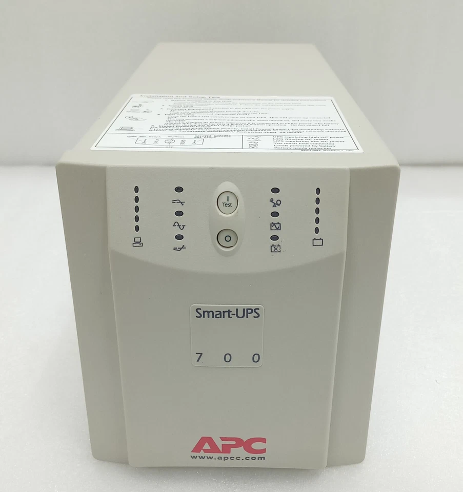 APC Smart-Ups 700VA, Power Supply Backup 120V / Part Number SU700X93 - Image 2 of 4