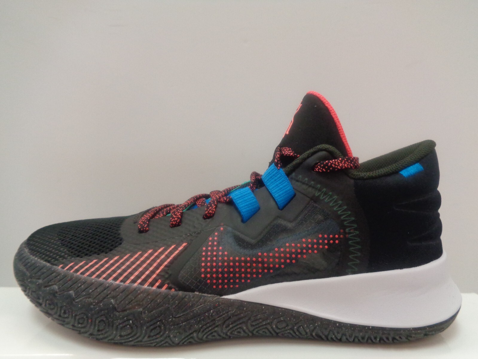 Nike Kyrie Flytrap 5 Basketball 