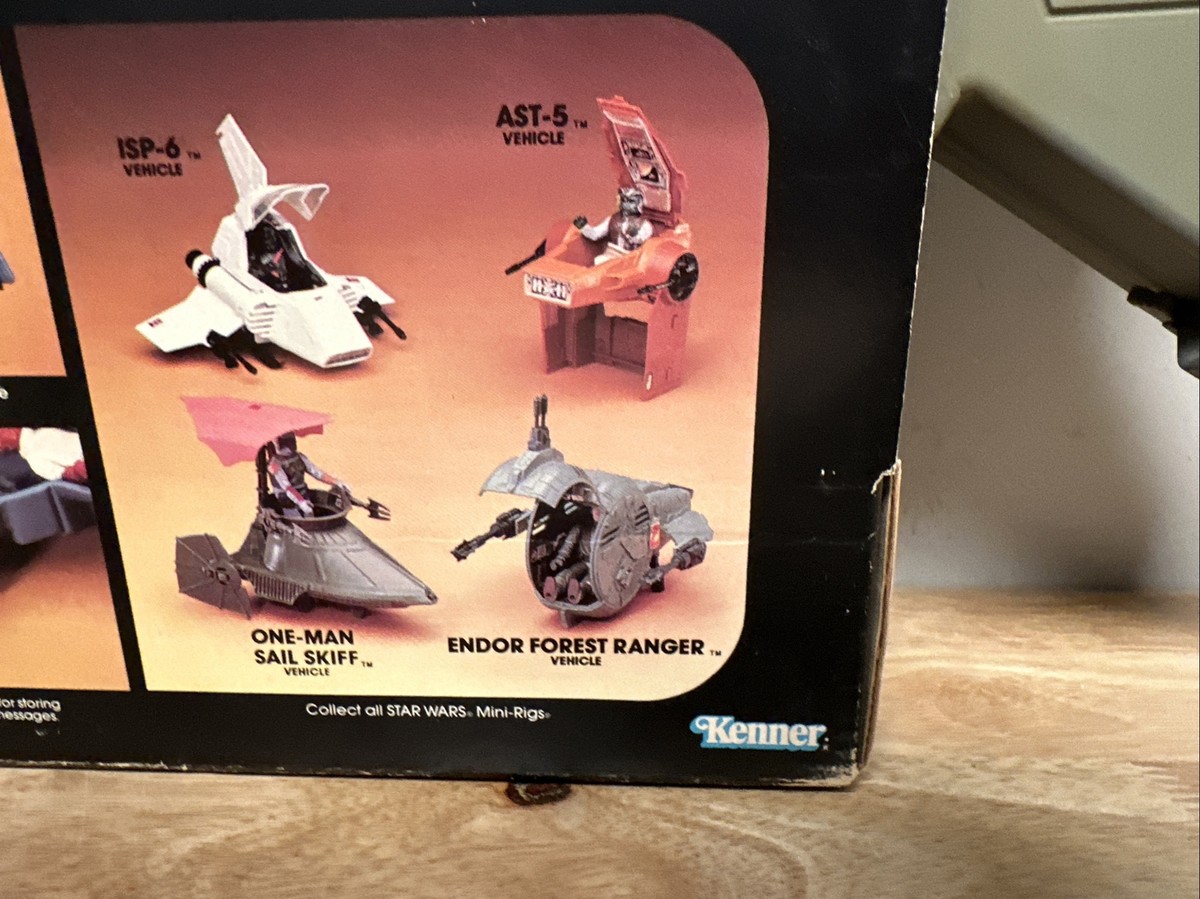 Star Wars ROTJ Laser Rifle Carry Case for Action Figures 1984