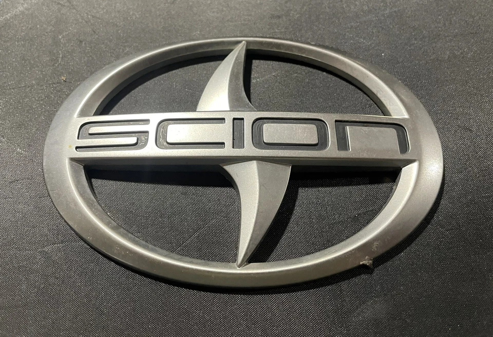 2004 2005 2006 Scion xB emblema logotipo porta traseira emblema porta-malas fabricante de equipamento original 75441-52070 - Imagem 4 de 4