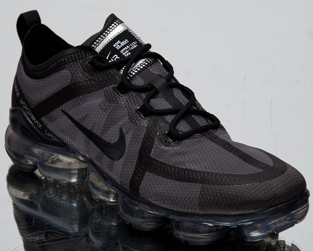 jordan future low triple black