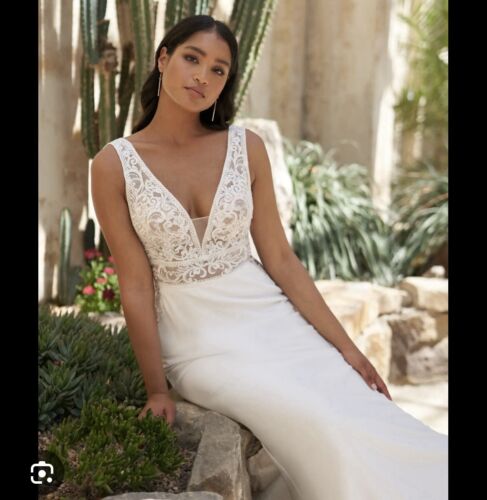 Pax WED 2 B Wedding Dress - Size 14 - Brand New With Tags - Picture 3 of 10