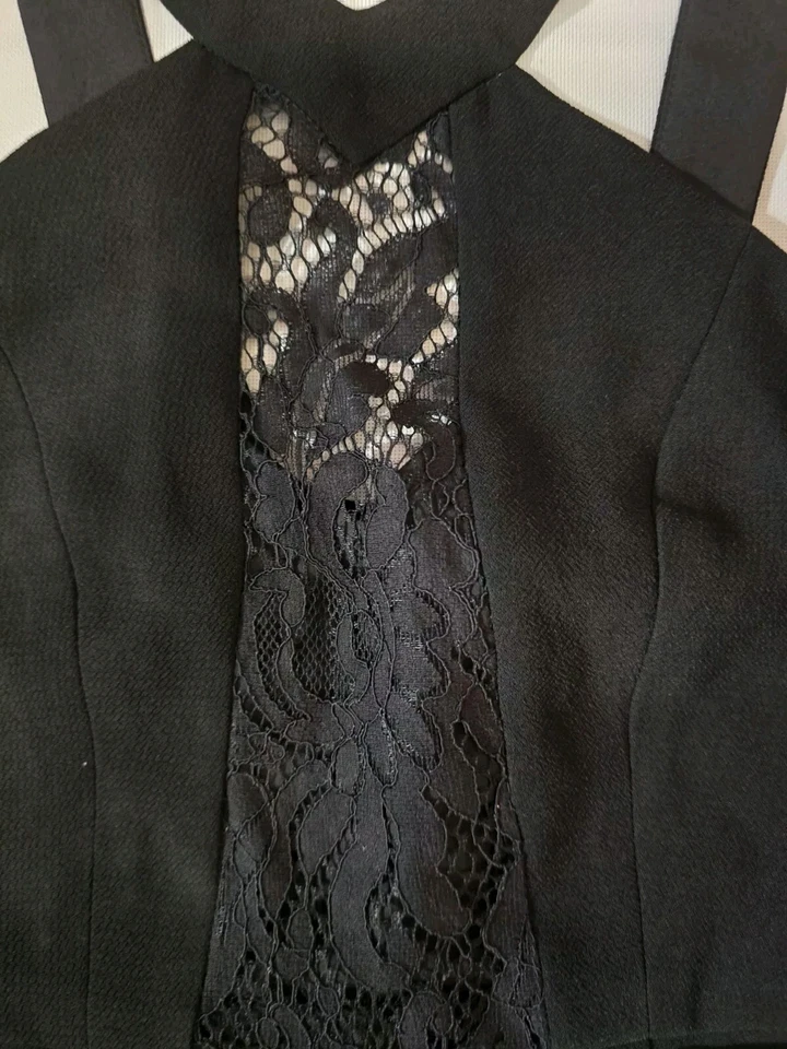 BCBGeneration Women's  Jumpsuit  Lace Contrast Black Wide Leg Halter Neck Size 0 - Image 4 of 4