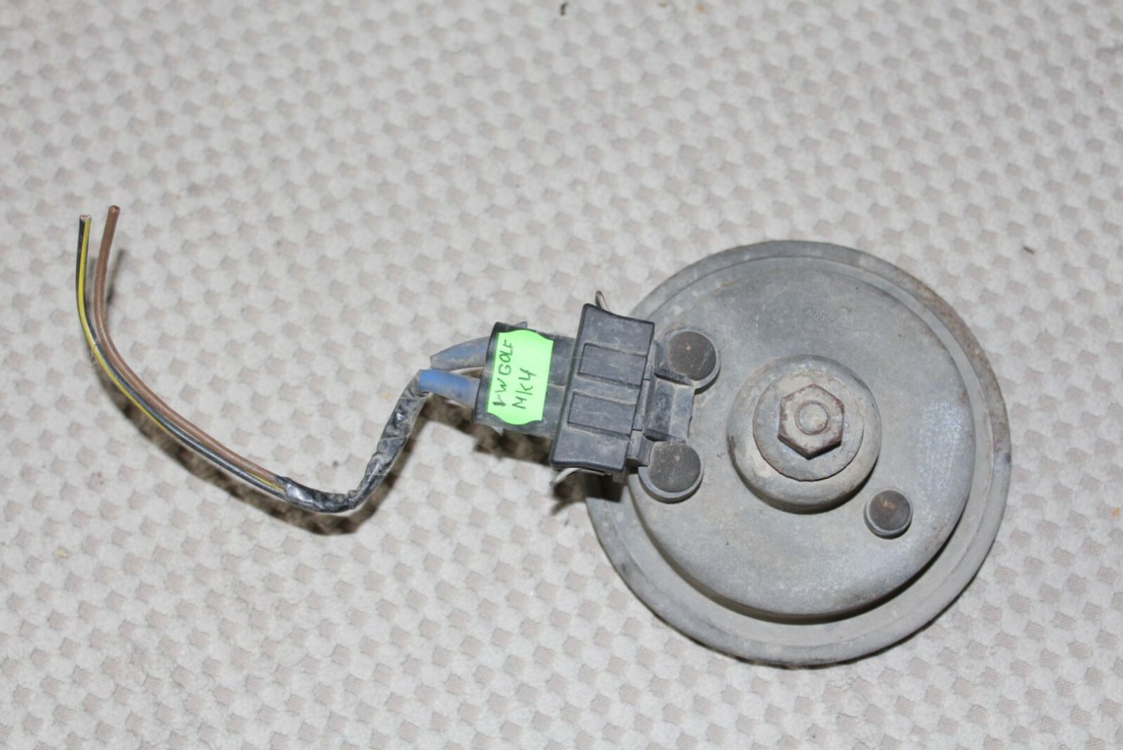 Genuine VW Volkswagen Golf mk4 IV Jetta Bora Metal Alarm Horn Beep