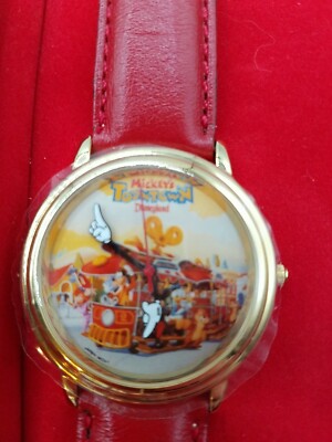 Disneyland Mickey display picture 3