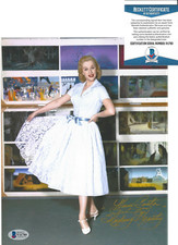 MARY COSTA SIGNED DISNEY SLEEPING BEAUTY 1959 8x10 PHOTO ACTRESS BECKETT COA BAS