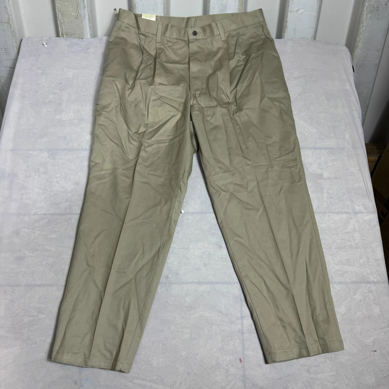 Lee Double Pleat Chino Pants Mens 40x29 Beige Wrinkle Free Relaxed Tapered NWT