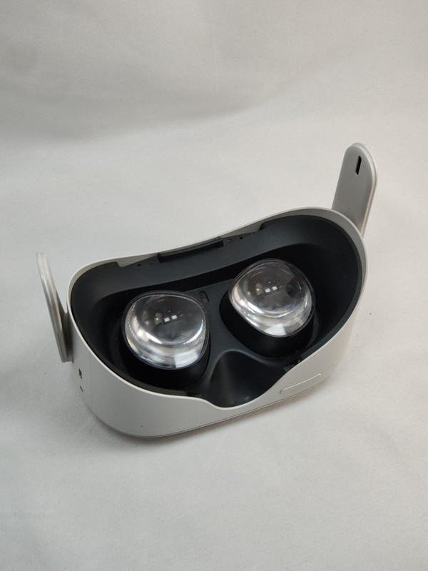 Meta Quest 2 128GB White Virtual Reality Headset Only