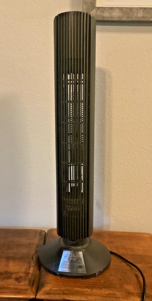 Sharper Image Professional Series Ionic Breeze Quadra Silent Air Purifier S1737 - Image 3 of 4