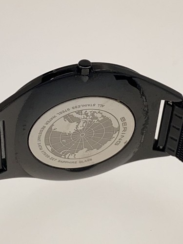 BERING 17039-227 Quartz Analog Black Minimalist Watch Near Mint JAPAN - Picture 3 of 6