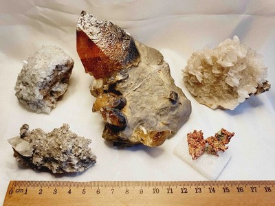 Mineraliensammlung USA Calcit Sweetwater, Kupfer Michigan, Cölestin Clay Center