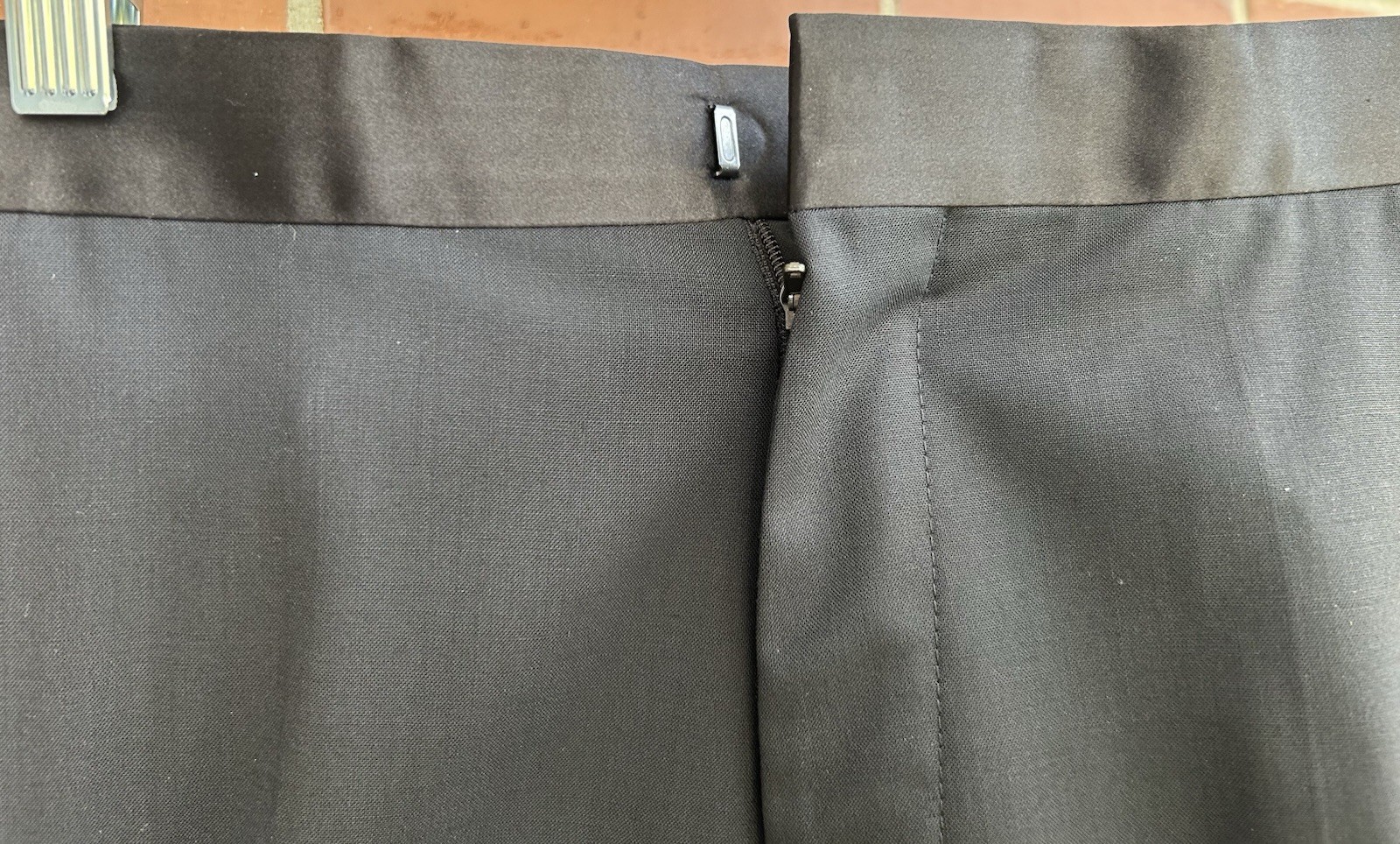 Hugo By Hugo Boss Mens Virgin Wool 2 Pc Tuxedo Formal Suit Black Sz 36S image 9