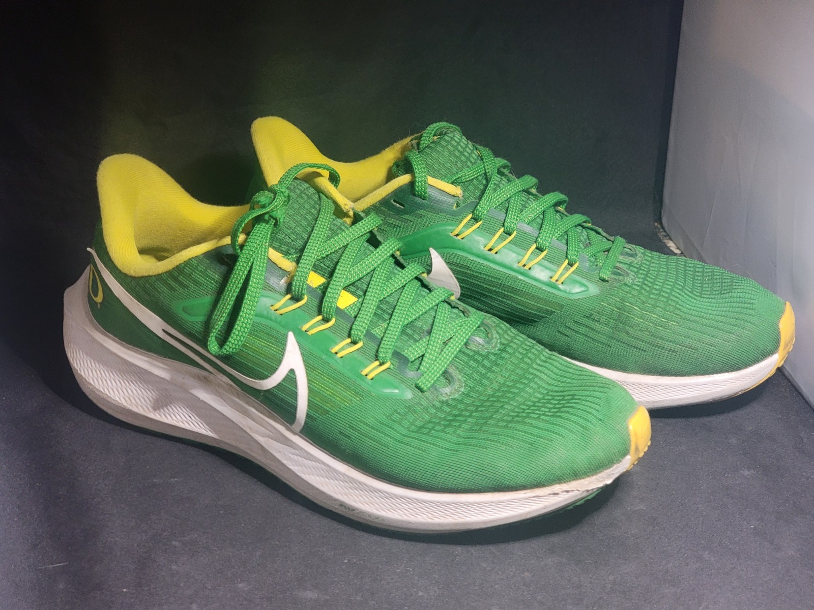 Nike Zoom Pegasus 39 Oregon Ducks Green Yellow Running Shoes Men’s Size 8