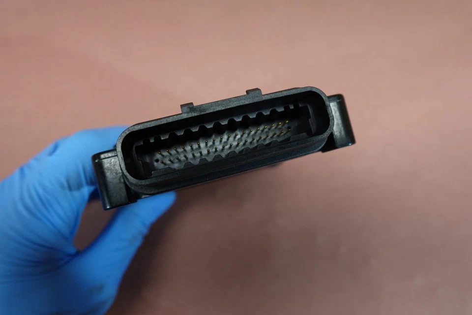 Harley Davidson VRSCSE V-Rod 2005-2006 ECU CDI unidad de control de computadora Foto 4 de 4