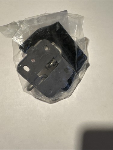 Genuine 18-24 Volkswagen Tiguan Hood Safety Catch 5NA-823-186-D New OEM Sealed - Picture 4 of 5