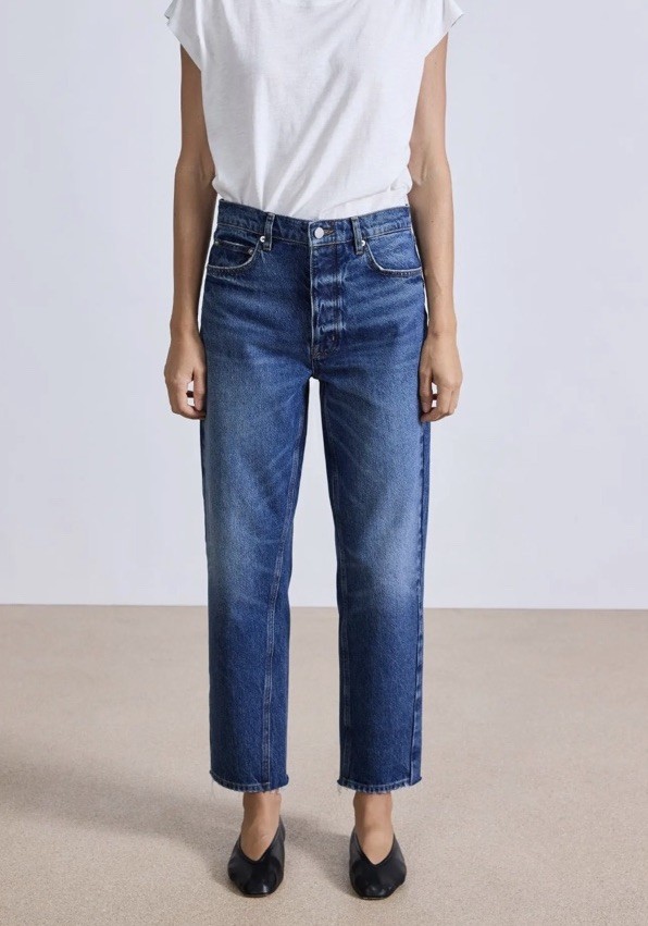 APIECE APART MENSY MID RISE JEAN Vintage Blue Wash. MSRP $245. Size 32