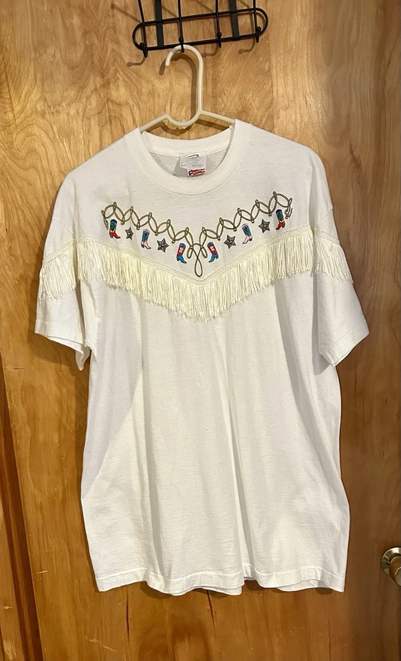 Camiseta faroeste com franjas marca Buffalo branca tamanho XL vintage cowboy feminina - Imagem 2 de 4