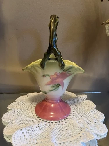 Hull Pottery W9-8 3/4 Woodland Pink & Green Handle Basket