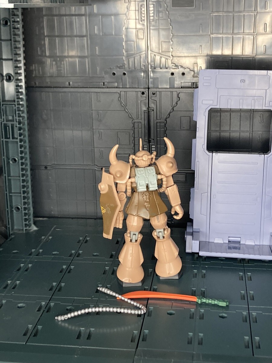 Bandai Mobile Suit Gundam Desert Gouf 4
