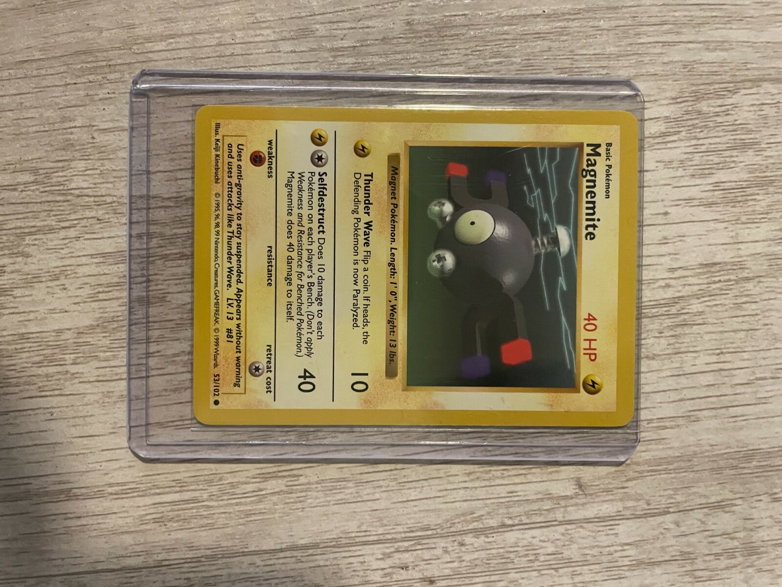 vintage 1999 Pokemon Game 53 Magnemite SHADOWLESS nm
