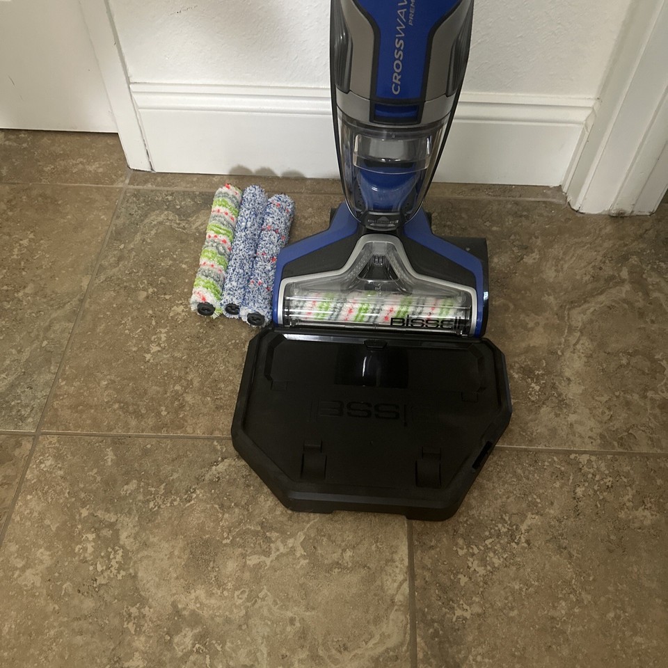 BISSELL Crosswave Premier Multisurface Wet/Dry Vacuum 2304P Open