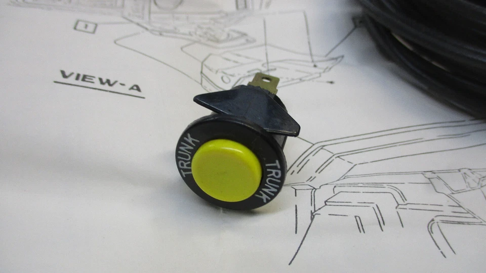 1977-1985 OLDSMOBILE DELTA 88 98 POWER TRUNK SWITCH RELEASE NOS - Image 2 of 4