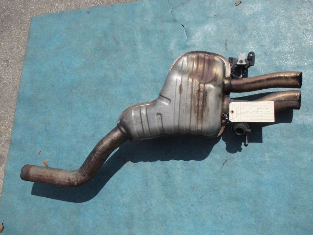 Bentley Continental Flying Spur left lh side exhaust muffler silencer 