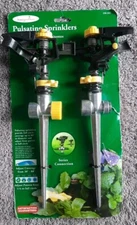 (2-Pk)  Pulsator Sprinkler w/ 2-Way Dasiy Chain Spike Sprinkler