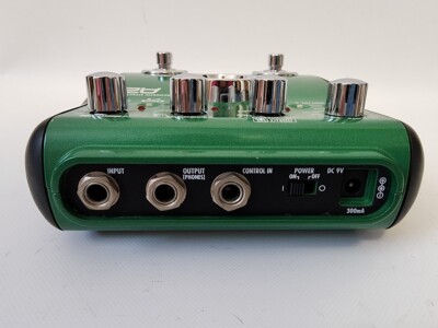 Zoom A2 Multi-Effects Guitar Effect Pedal for sale online | eBay
