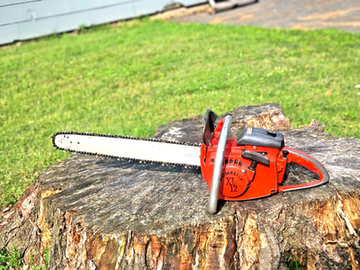 #ad VTG Homelite XL 12 Chainsaw 20quot; Runs GREAT READ Description See Video $140.00