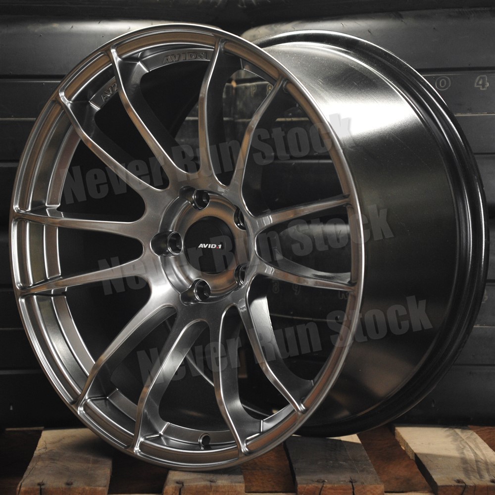 akisatoyuriさん12-18-9 AVID.1 AV-20 18x8.5 18x9.5 STAGGERED 5x114.3 HYPER BLACK 12 SPOKES