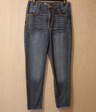 EUC No Boundaries Raw Hem Ankle Jeans Stretch Dark Wash Junior 13 H96-108