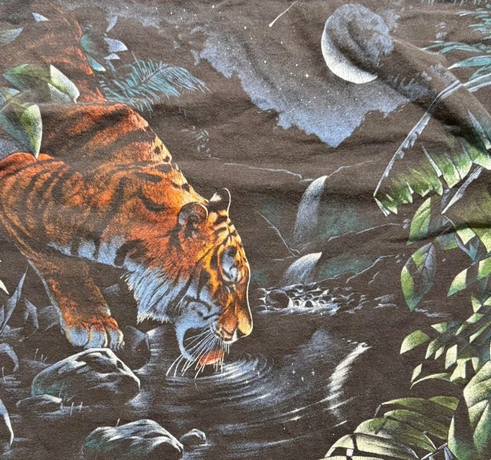 Camiseta vintage 1997 Habitat Tiger Drinking estampado total talla M Foto 2 de 4