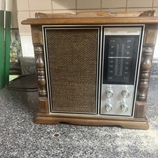 Vintage Working RCA Solid State Wood grain Am/Fm Radio Model R2C 259L Maple Fin
