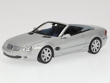 Mercedes R230 SL-Class 2001 silver diecast model car 0031030 Maxichamps 1:43