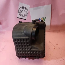 2013 - 2016 KIA CADENZA AIR CLEANER INTAKE BOX AIR BOX 28110-3R650 OEM .